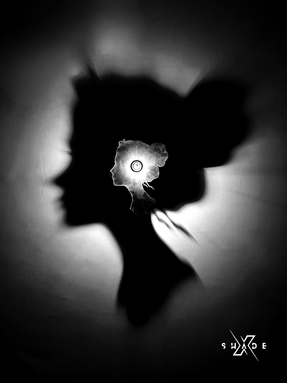 Girl Lamp - 3D wall shadow lamp view 4